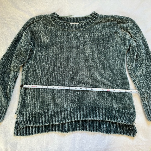 Ultra Soft Cupio Women's Green Sweater Size Small Pullover Long Sleeve - Picture 6 of 7